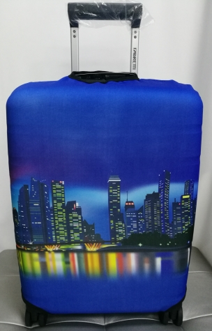 картинка Чехол на чемодан L (Город) от магазина Компания+